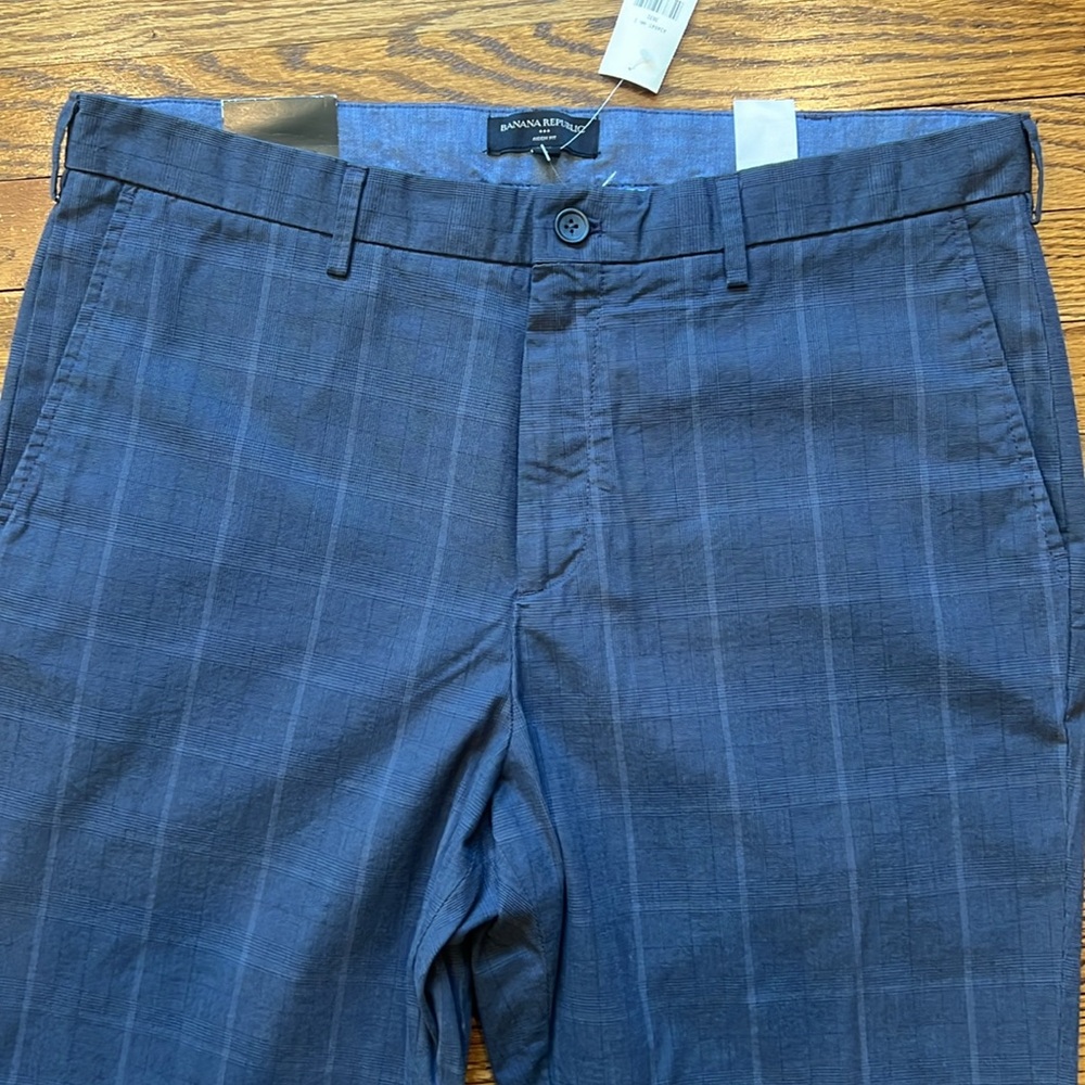 Dress pants - Picture 2 of 3